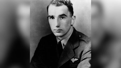 How a Korean War helicopter pilot made Medal of Honor history