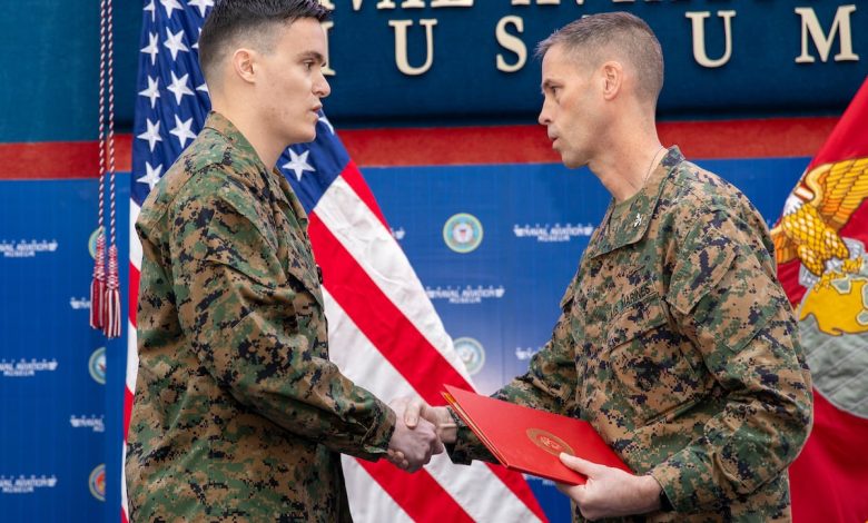 Marine gets highest noncombat award for acts in fatal Osprey crash