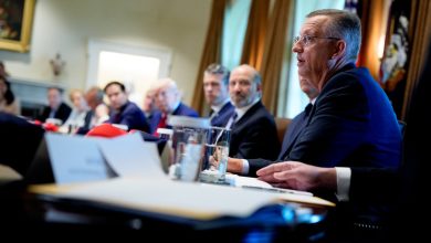 Collins, Dems spar over whether VA needs key fixes or full overhaul