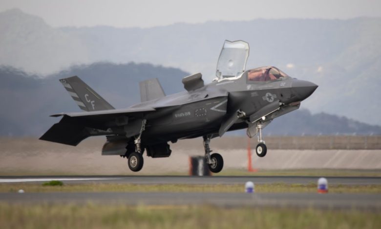 Marine F-35B stealth fighter squadron arrives in Japan Marine F-35B stealth fighter squadron arrives in Japan