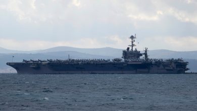 Pentagon keeps 2 aircraft carriers in Middle East for another week