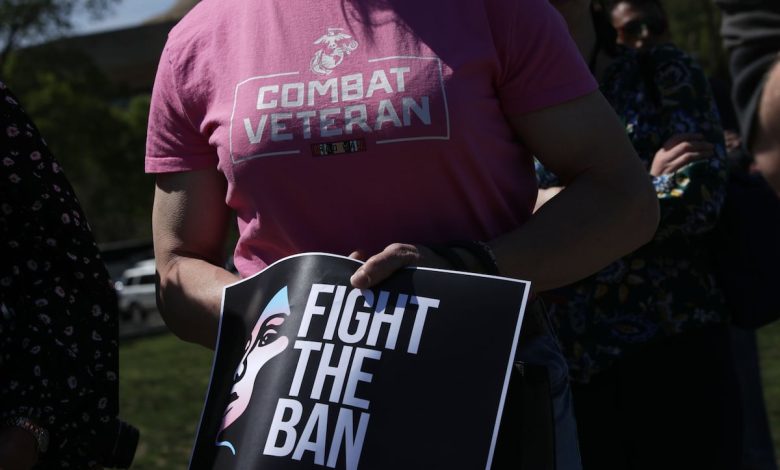 House Dems offer bill to keep transgender troops in the ranks House Dems offer bill to keep transgender troops in the ranks