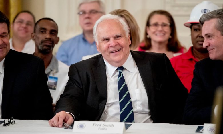 Fred Smith, FedEx founder and Marine Corps veteran, dies at 80 Fred Smith, FedEx founder and Marine Corps veteran, dies at 80