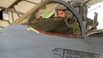 Former Thunderbirds pilot takes on disease that grounded her career