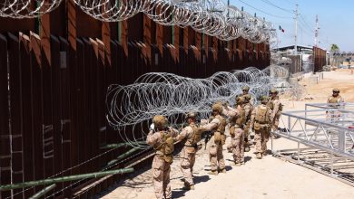 Hundreds of Marines, sailors fortify US-Mexico border wall in Arizona