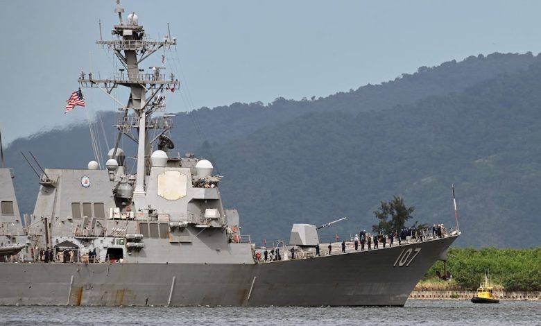 US warship docks in Trinidad and Tobago, putting pressure on Venezuela US warship docks in Trinidad and Tobago, putting pressure on Venezuela