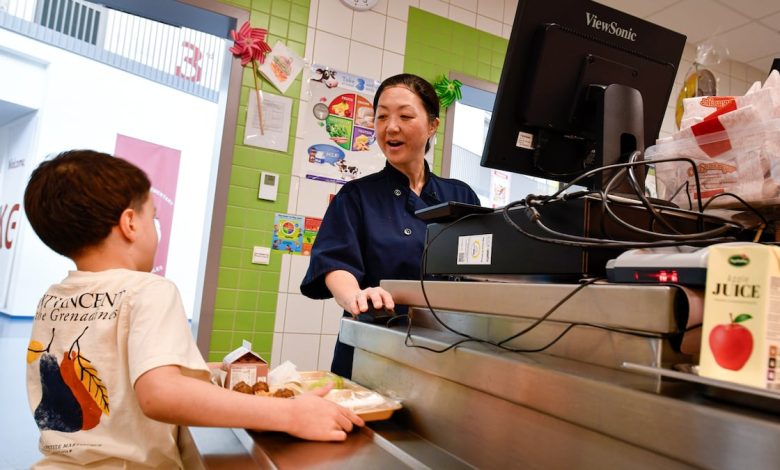 DODEA schools offering free or reduced meals amid shutdown DODEA schools offering free or reduced meals amid shutdown