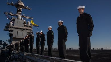 Navy offers voluntary extensions to sailors separating during shutdown Navy offers voluntary extensions to sailors separating during shutdown