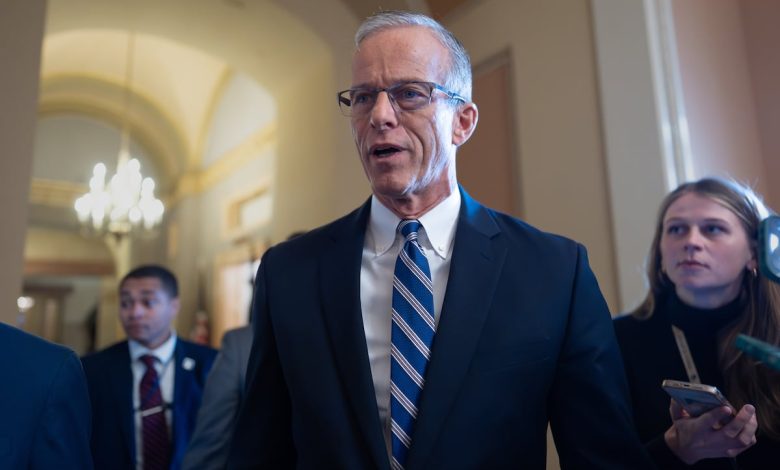 Senate inches closer to vote on government shutdown deal