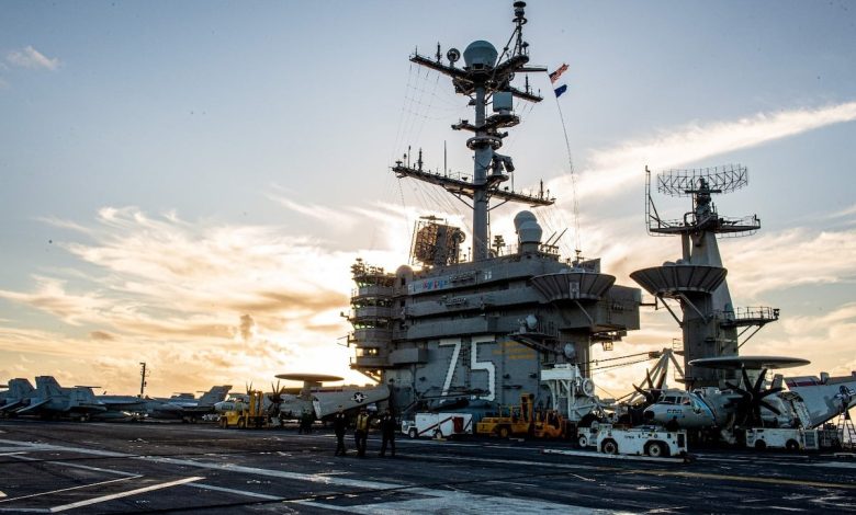 Is carrier Wi-Fi distracting sailors? Jet mishap probe raises concerns Is carrier Wi-Fi distracting sailors? Jet mishap probe raises concerns