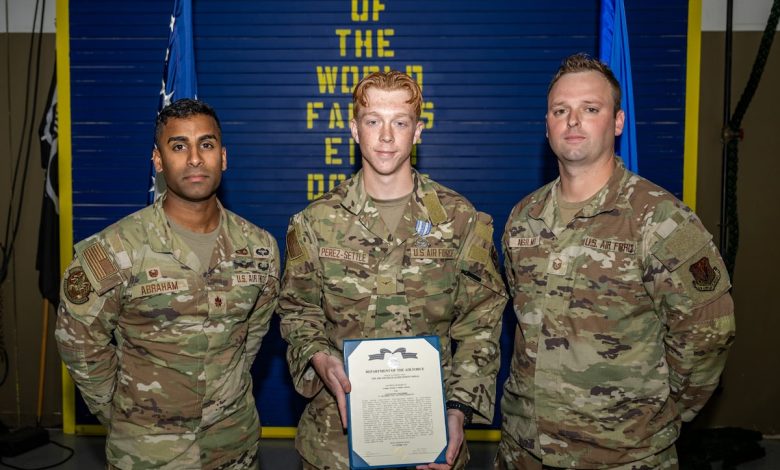 Airman awarded medal for aid in capture of fugitive accused of murder Airman awarded medal for aid in capture of fugitive accused of murder