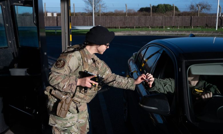 Proper greetings, professionalism hammered home in Air Force memo