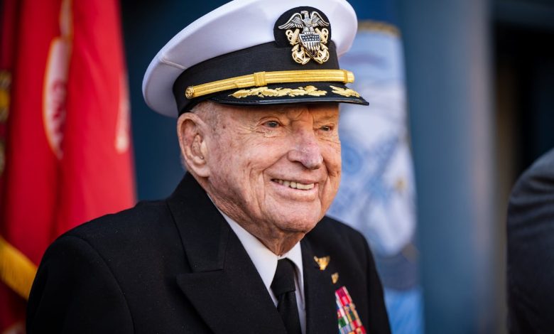 Korean War vet to get Medal of Honor for longest dogfight in US military history