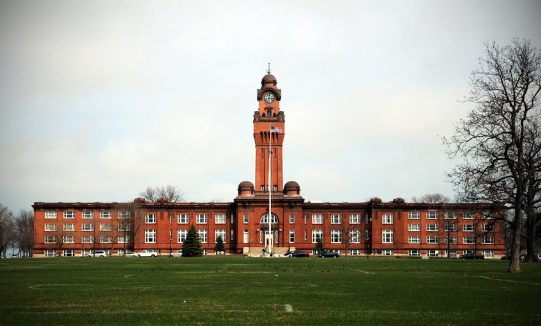 Sailor found dead at Naval Station Great Lakes Sailor found dead at Naval Station Great Lakes