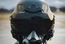 Navy orders new fixed-wing pilot helmets