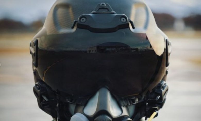 Navy orders new fixed-wing pilot helmets