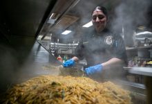 CNO denies reports of poor food service aboard Navy vessels