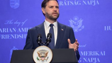 US hits military targets on Iran’s Kharg Island US hits military targets on Iran’s Kharg Island