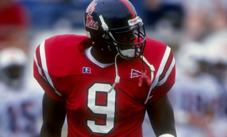 Former NFL tight end convicted for Medicare, VA fraud scheme