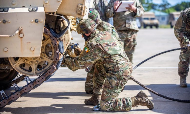 Scarlet for ya: Irish team takes first place on Bradleys in US Army’s armor competition despite having none at home Scarlet for ya: Irish team takes first place on Bradleys in US Army’s armor competition despite having none at home