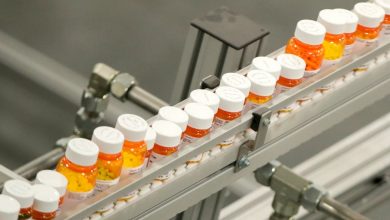 Lawmakers introduce bill to lower drug costs for service members, veterans