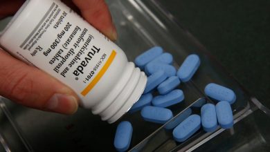 Pentagon balks at court order allowing HIV-positive persons to serve