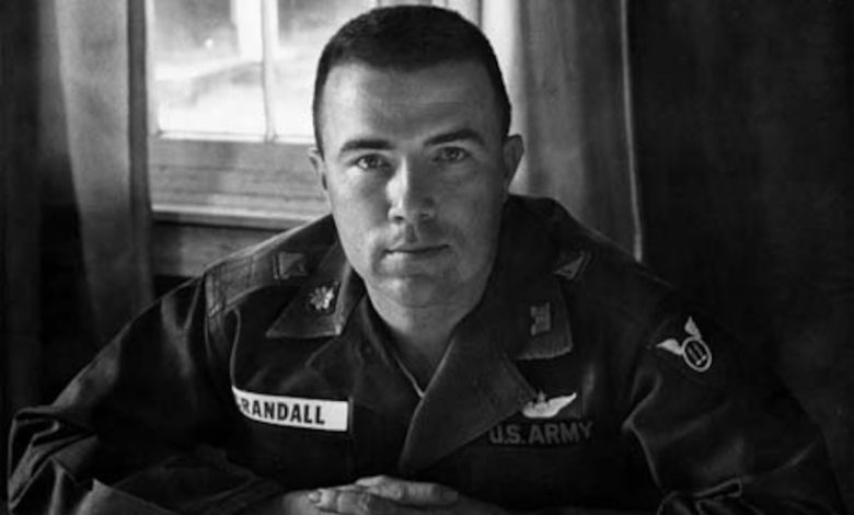 Medal of Honor recipient Bruce Crandall, whose heroism was chronicled in ‘We Were Soldiers Once,’ dies at 93
