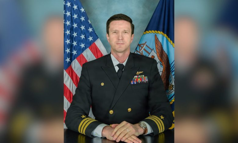 Squadron commanding officer identified as Navy aviator killed in downed helicopter Squadron commanding officer identified as Navy aviator killed in downed helicopter