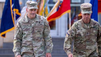 Kyiv military chief salutes outgoing US Army commander as war rages in Ukraine Kyiv military chief salutes outgoing US Army commander as war rages in Ukraine