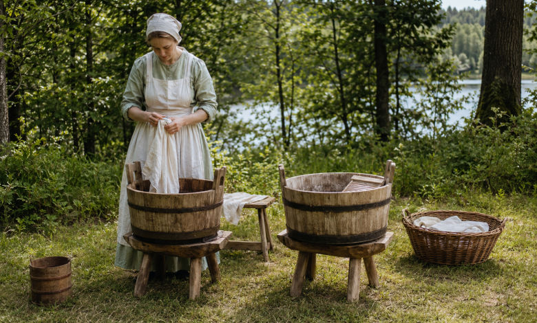 Hand Washing Laundry With Washboards, Sticks, And Stones – Survivopedia Hand Washing Laundry With Washboards, Sticks, And Stones – Survivopedia