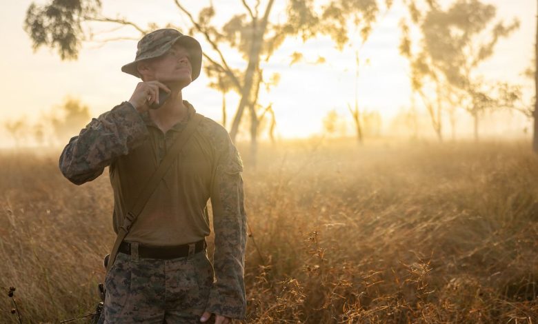 Marines convert uniform manual into simple phone app Marines convert uniform manual into simple phone app