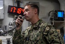 CENTCOM commander visits USS Abraham Lincoln amid mental health concerns