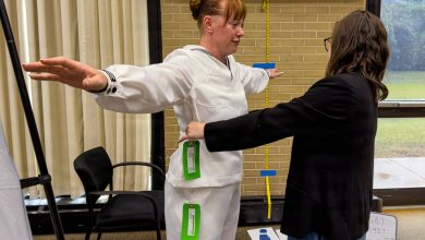 Navy works with 80 female sailors to evaluate future uniforms