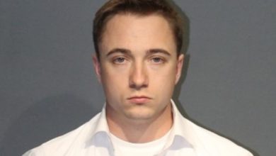 Pardon issued for sailor convicted of illegally selling machine guns
