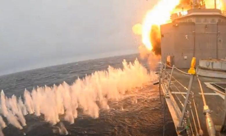 USS Klakring sent to the bottom of the Atlantic in joint US-UK SINKEX USS Klakring sent to the bottom of the Atlantic in joint US-UK SINKEX