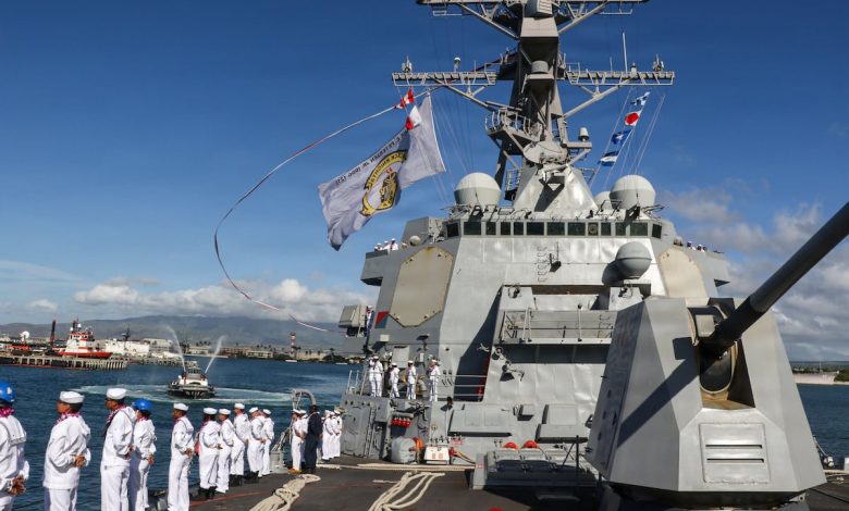 First elements of USS Abraham Lincoln strike group return home First elements of USS Abraham Lincoln strike group return home