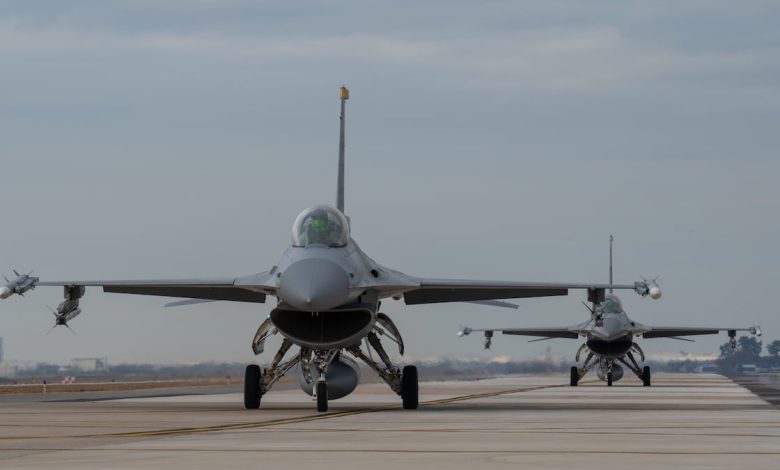 Pilot ejects as F-16 crashes in Michigan, responders treated for chemical exposure Pilot ejects as F-16 crashes in Michigan, responders treated for chemical exposure